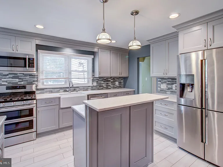 11 Whitemarsh Dr — Photo 36