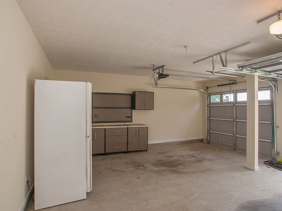 2 Car Garage w/ Storage
