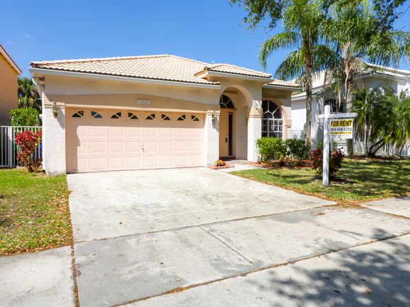 10825 Morningstar Dr