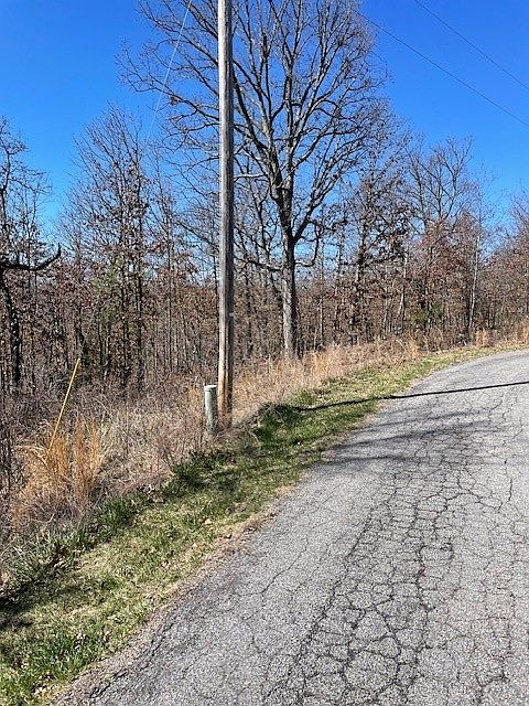 1st image of Halladale Ln #2
