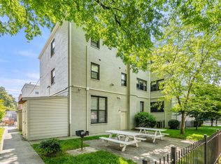 1300 K St SE APT 4, Washington, DC 20003
