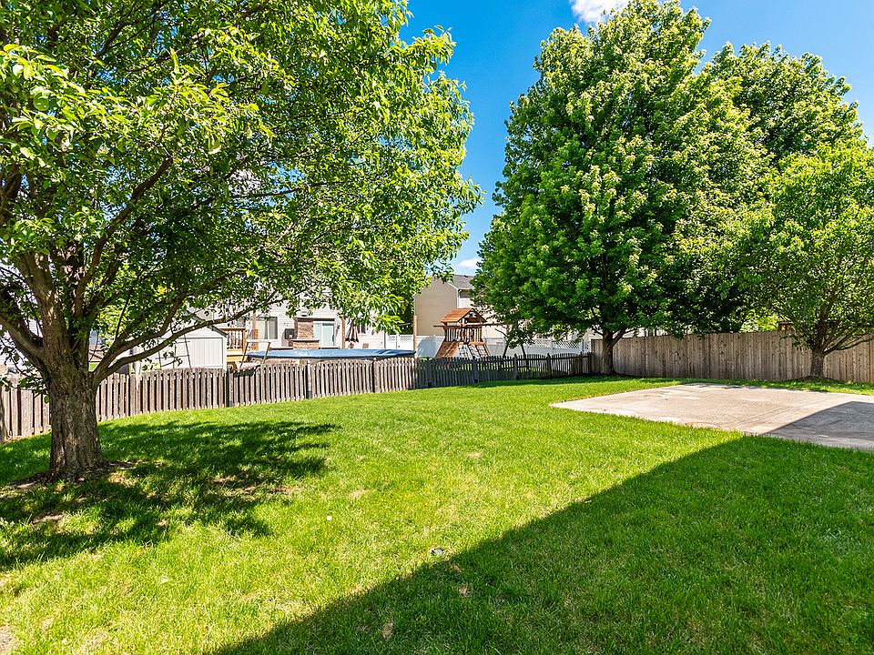 2nd image of 6215 Fox Ridge Dr