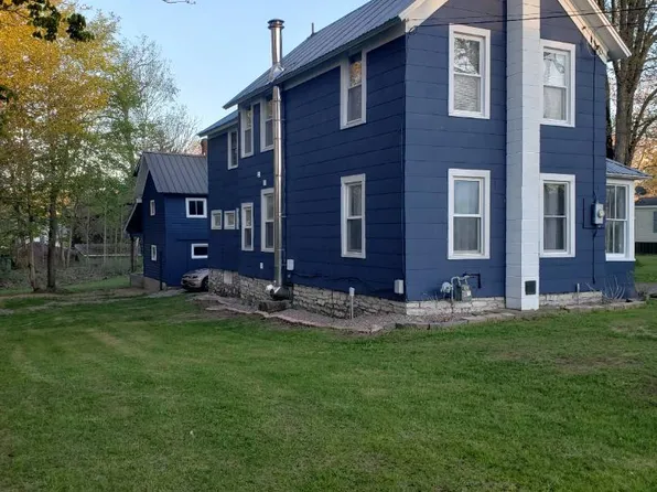 3908 High St, Lyons Falls, NY 13368