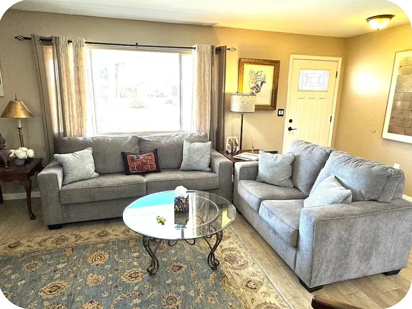 10345 W Andover Ave — Photo 2