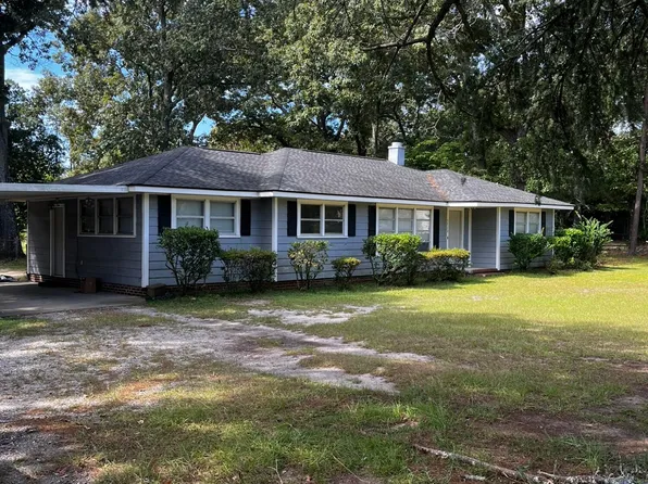 3720 Camden Hwy, Dalzell, SC 29040
