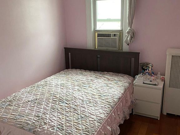 5th image of 208-15 34th Ave