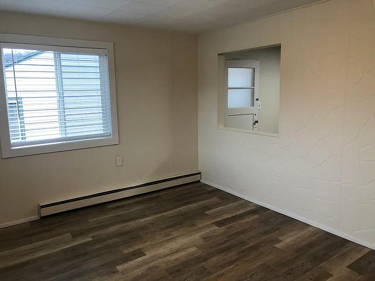 306 W Jefferson St — Photo 8