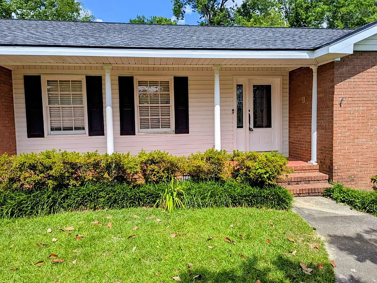 106 Pine Ridge Rd SW — Photo 3