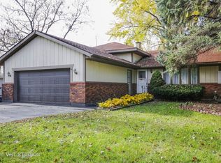 1115 Patton Ave, Lake In The Hills, IL 60156