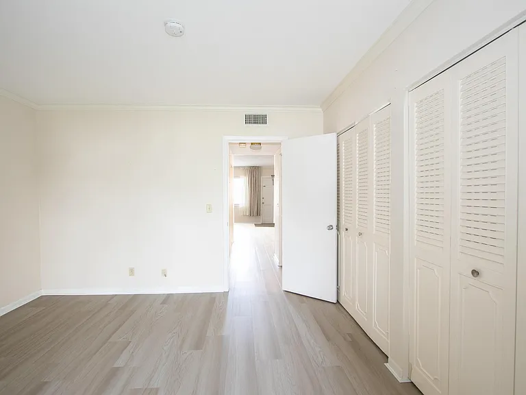 3240 Lake Osborne Dr #208 — Photo 12