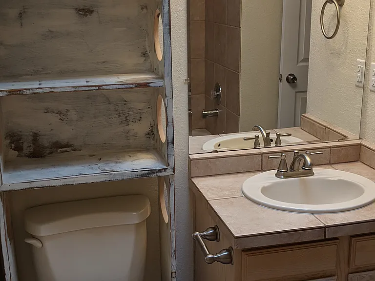 2900 Vista Del Rey NE — Photo 12