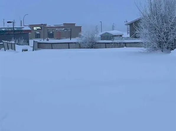 20 Deerglen Trailer Park, High Level, AB T0H 1Z0