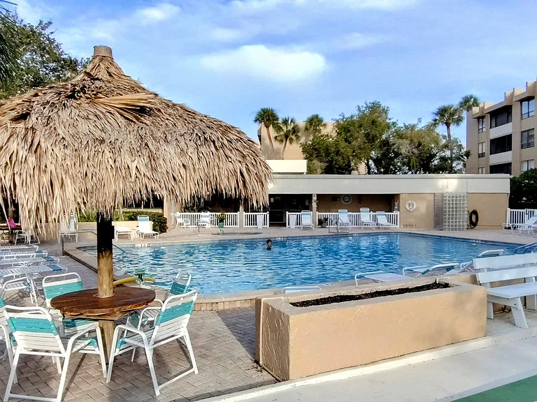 2614 Cove Cay Dr #402 — Photo 8