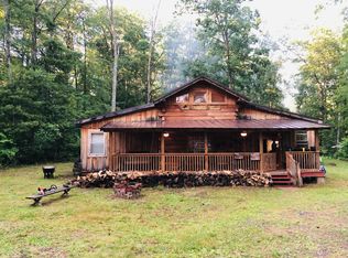 41 Lakeside Dr, Gap Mills, WV 24941