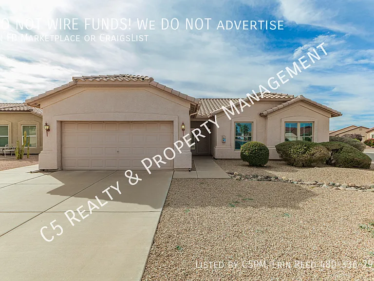 1413 E Peach Tree Dr — Photo 1