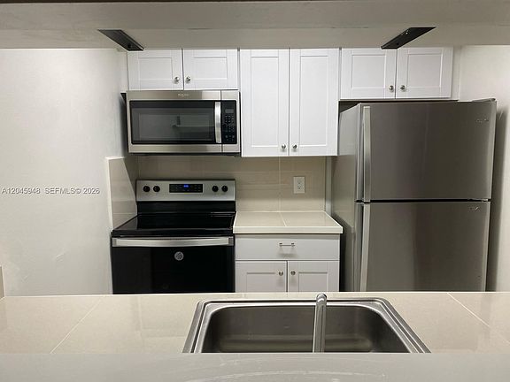3rd image of 5612 Rock Island Rd APT 167
