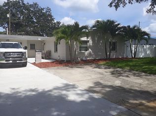 7961 12th St N, Saint Petersburg, FL 33702