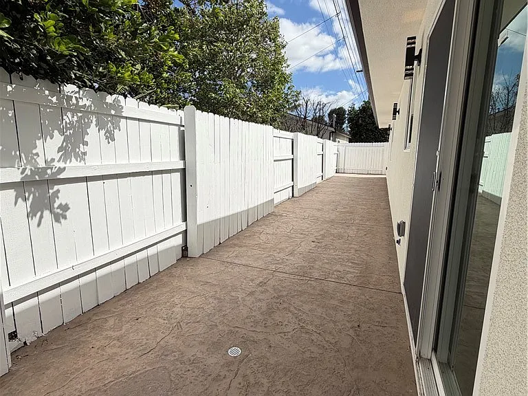 8828 N Odessa Ave #ADU — Photo 16