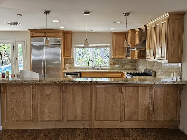 4537 Mammoth Ave — Photo 20