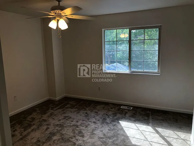 1014 Artemis Cir — Photo 7