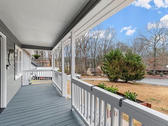 2nd image of 109 Oak Creek Ct