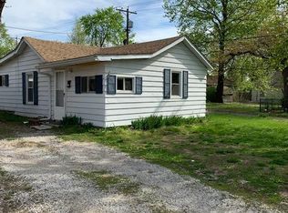 769 State St, Wood River, IL
