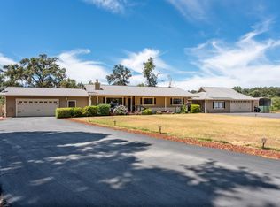 8960 East Rd, Redwood Valley, CA 95470