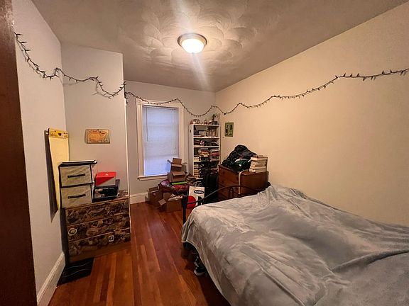 5th image of 235 Highland Ave #3A