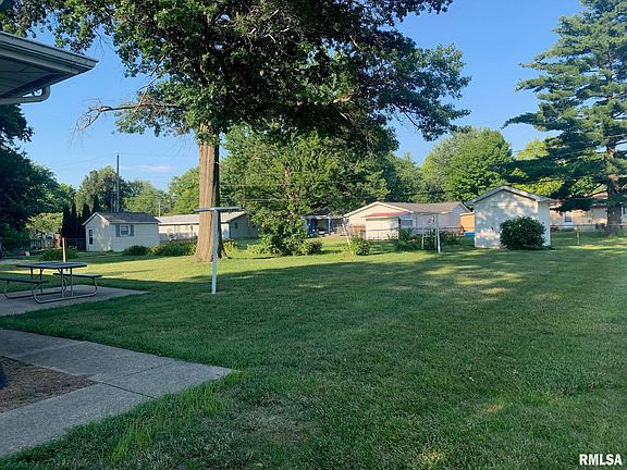 5th image of 311 Minton St