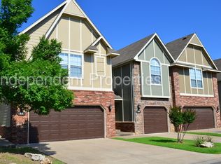 8236 E 19th Pl, Tulsa, OK 74112