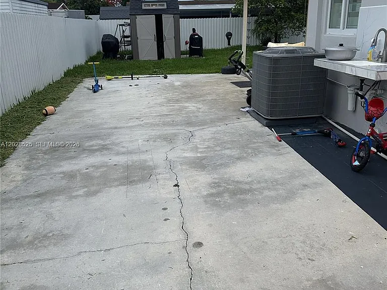 20515 NW 45th Ave — Photo 23
