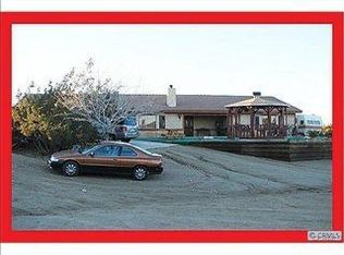 7934 Oak Hill Rd, Oak Hills, CA 92344