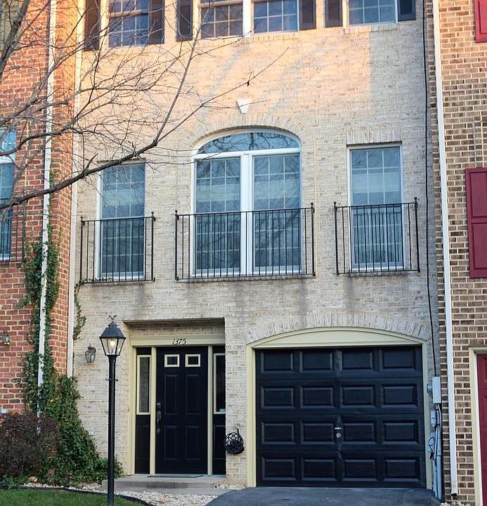 1st image of 1375 Lindsay Ln