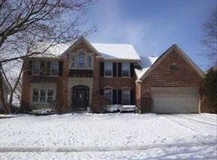 37 Marywood Trl, Wheaton, IL