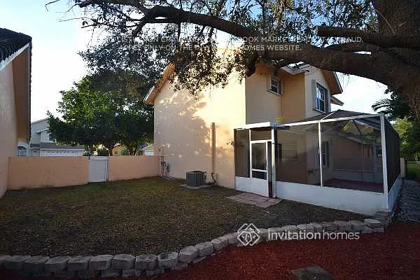 531 NW 207th Ter — Photo 12