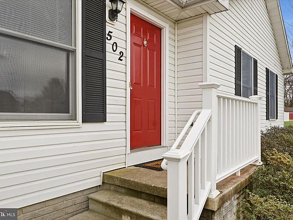 4th image of 502 E 6th Ave
