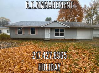 901 Holiday Dr, Danville, IL