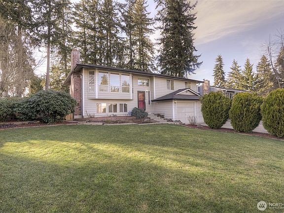 2nd image of 15414 18th Avenue Ct E