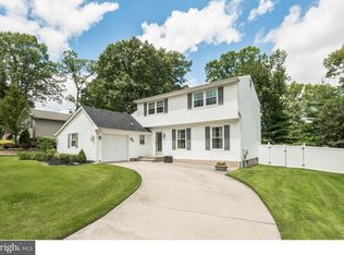 69 Princess Ct, Turnersville, NJ 08012