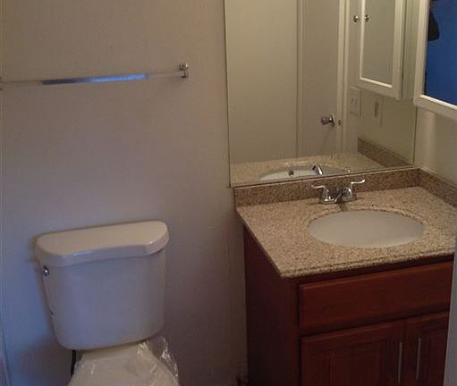 bathroom1