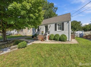 212 Stephenson Ave, Middlesex, NJ 08846
