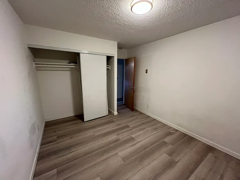 1742 Spruce St #11 — Photo 11