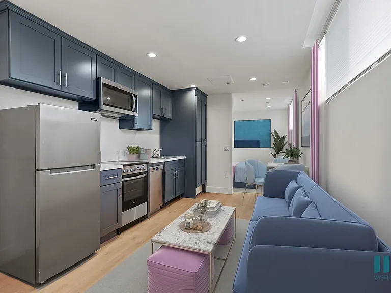 1339 N Formosa Ave #A304 — Photo 18