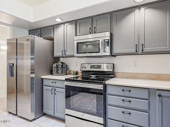 5th image of 20370 N 108th Ln