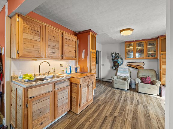3rd image of 47 Gage Street