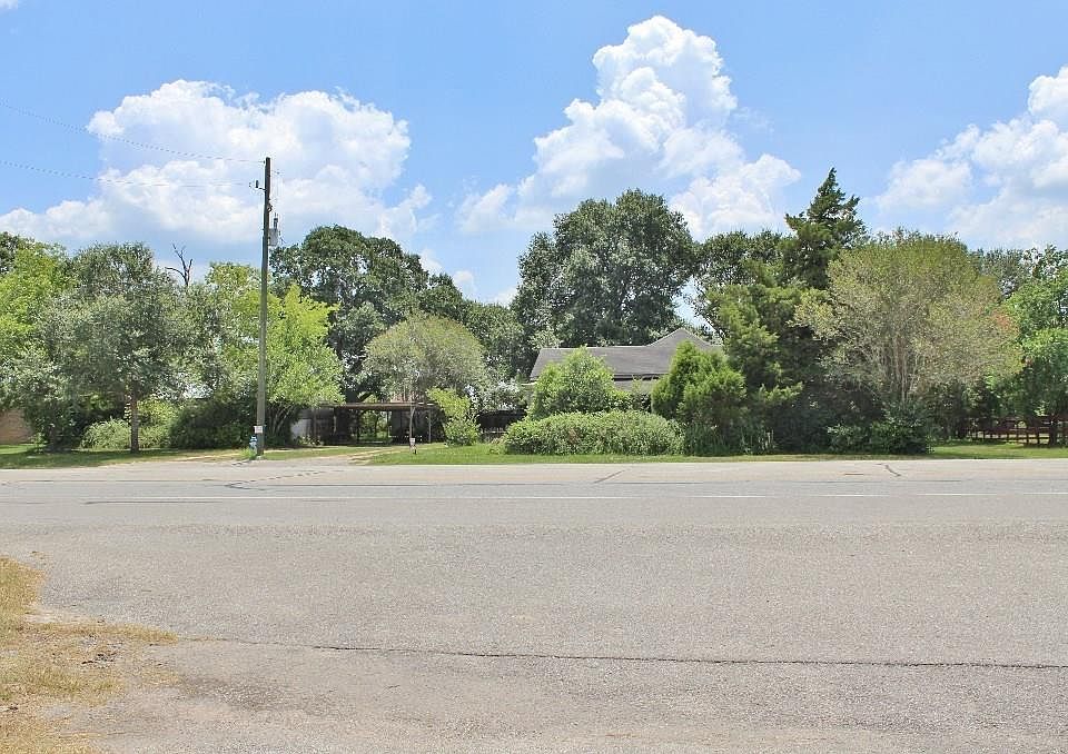 1st image of 1303 Highway 90 W