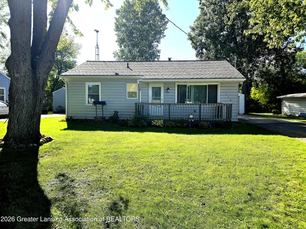 1020 Tracy St, Owosso, MI 48867