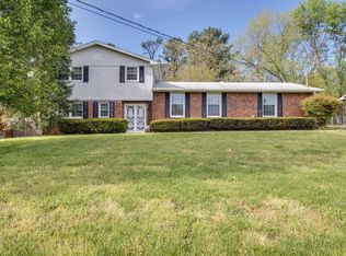 513 Des Moines Dr, Hermitage, TN 37076
