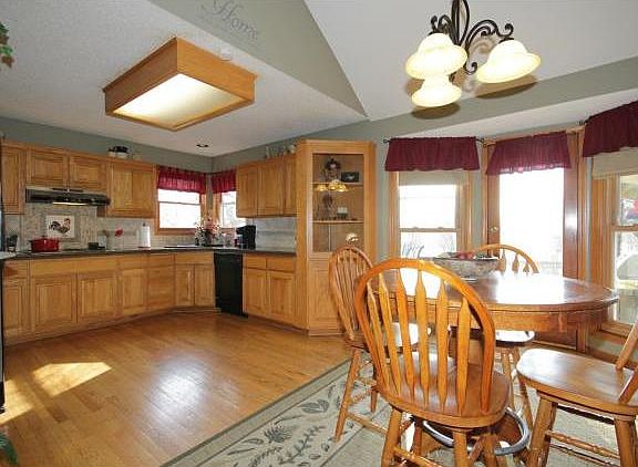 5th image of 5045 W 194th Ter