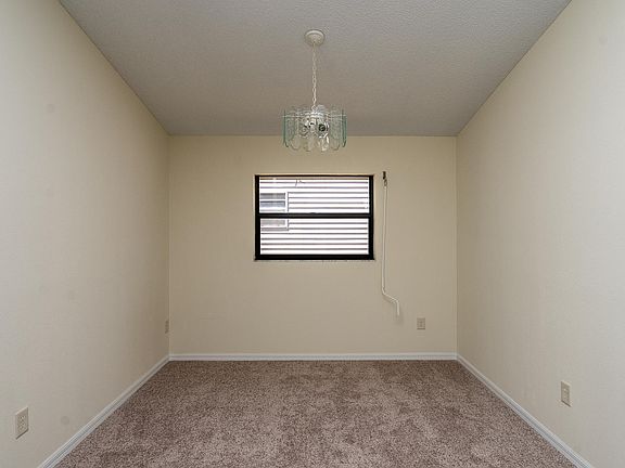4th image of 1923 S Palmetto Ave